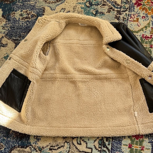 Showpo Cream Shearling faux leather Jacket size 8 - Picture 3 of 10